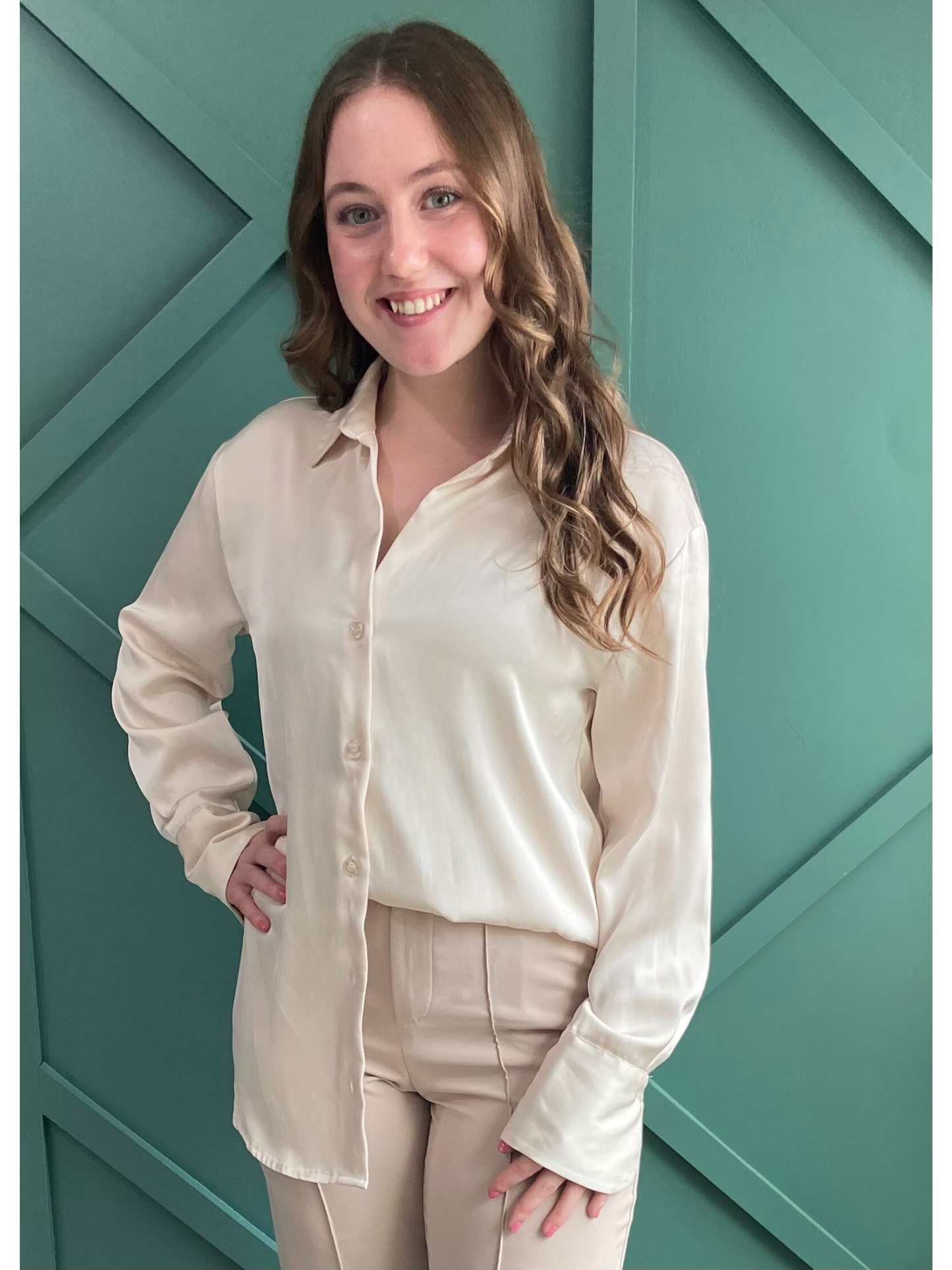 Butter Yellow 'Morgan' V-Neck Button Up